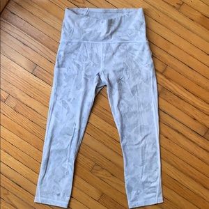 Lululemon Train Times 25” capris